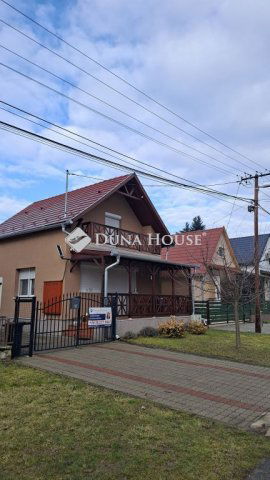 Eladó nyaraló, Dombóváron, Alkonyat utcában 63 M Ft, 3 szobás