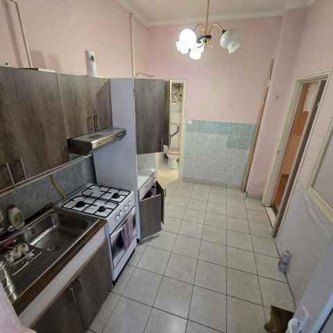 Eladó családi ház, Kecskeméten 22 M Ft, 1 szobás