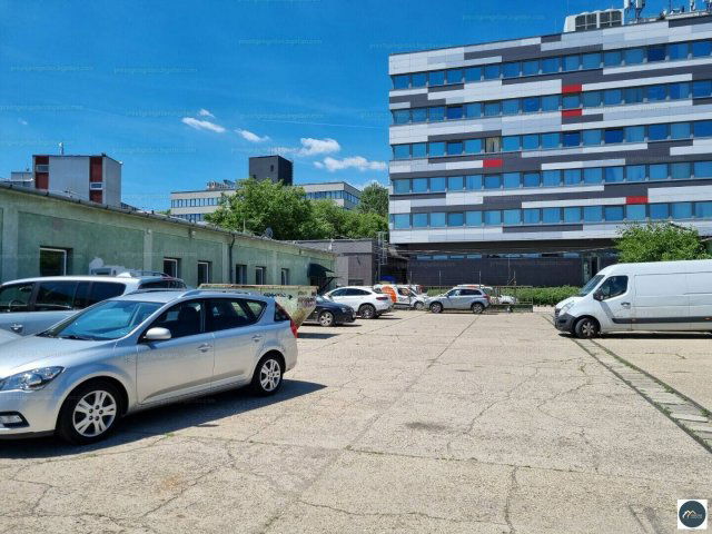 Kiadó ipari ingatlan, Budapesten, III. kerületben 2200 E Ft / hó