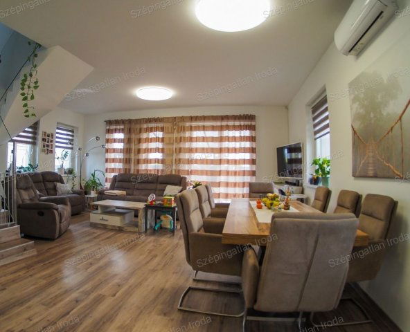 Eladó családi ház, Nagycenken 110 M Ft, 4 szobás