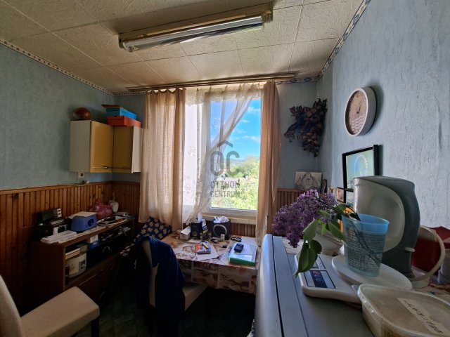 Eladó panellakás, Dorogon 37.9 M Ft, 2 szobás