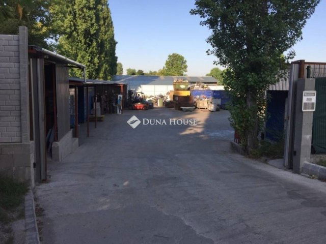 Eladó ipari ingatlan, Budapesten, IX. kerületben 320 M Ft