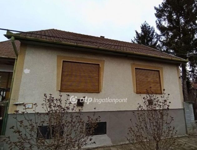 Eladó családi ház, Hatvanban 45 M Ft, 3+1 szobás