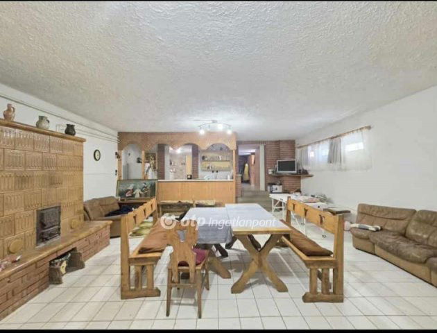 Eladó családi ház, Zalaegerszegen 149.5 M Ft, 8 szobás