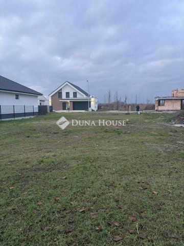 Eladó telek, Győrzámolyon 35.99 M Ft / költözzbe.hu