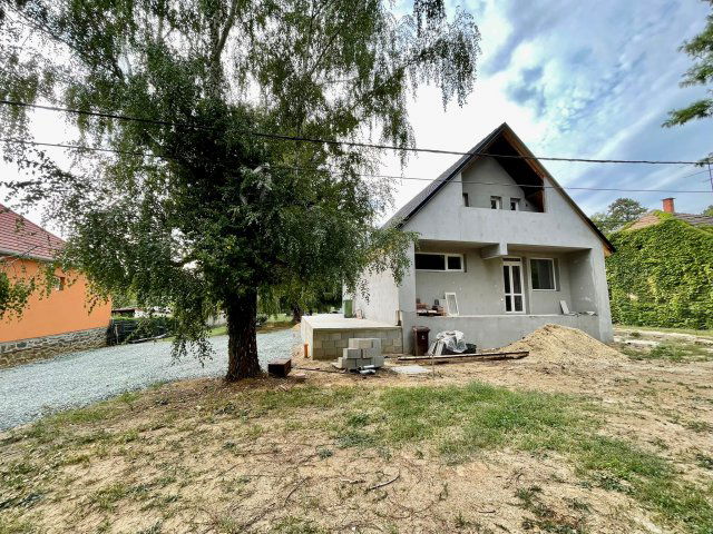 Eladó családi ház, Szelestén 54.9 M Ft, 3 szobás
