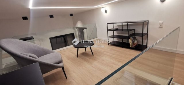 Eladó téglalakás, Budapesten, II. kerületben 164 M Ft, 2 szobás