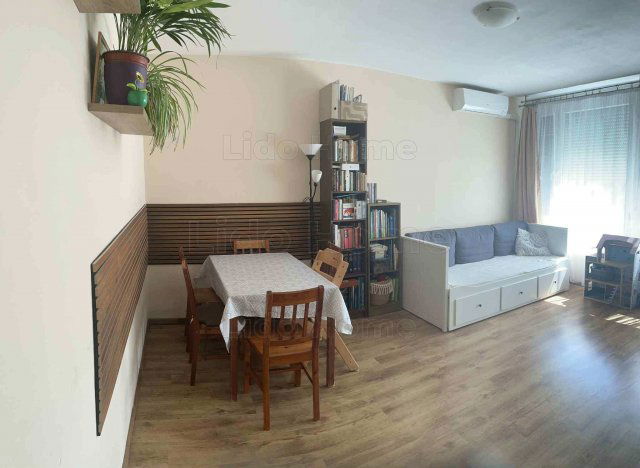 Eladó panellakás, Balatonalmádiban 56.5 M Ft, 2 szobás