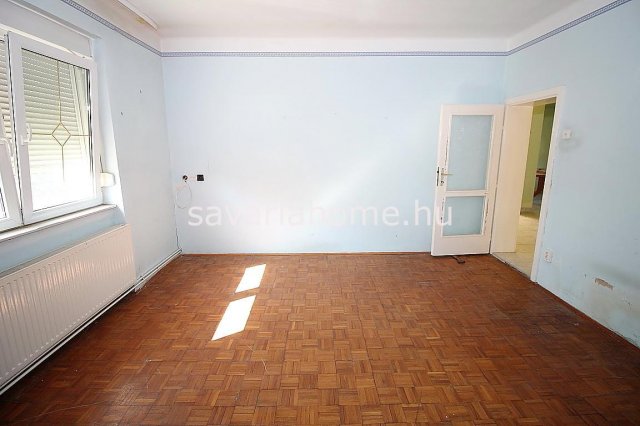 Eladó családi ház, Nárain 47.9 M Ft, 3 szobás