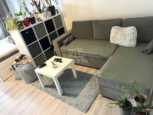 Eladó panellakás, Kecskeméten 36.9 M Ft, 1 szobás