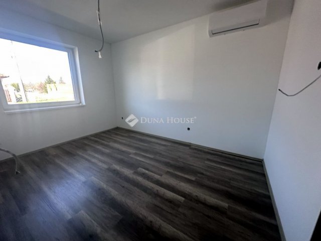 Eladó családi ház, Kótajon 75.5 M Ft, 4 szobás