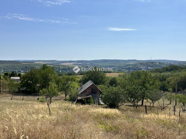 Eladó nyaraló, Nagykapornakon 8.5 M Ft, 2 szobás