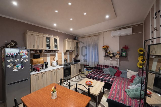 Eladó téglalakás, Komlón 18.9 M Ft, 2 szobás