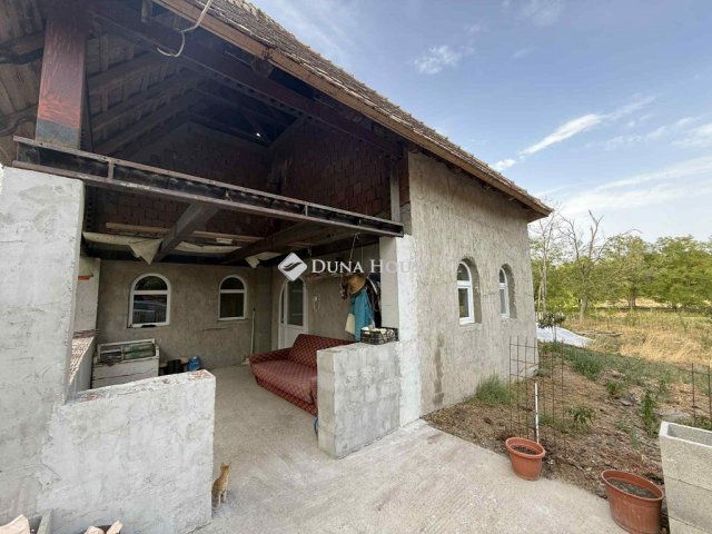 Eladó mezogazdasagi ingatlan, Kunadacson 39 M Ft, 4 szobás