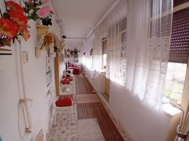 Eladó családi ház, Garán 3.5 M Ft, 2 szobás
