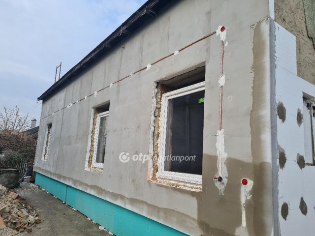 Eladó ikerház, Gyálon 139.9 M Ft, 4 szobás