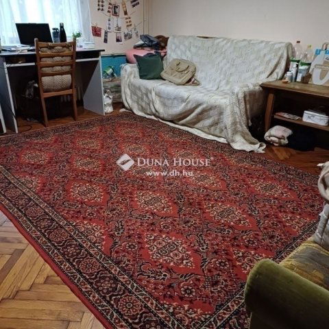 Eladó ikerház, Pécsett 66 M Ft, 4 szobás / költözzbe.hu