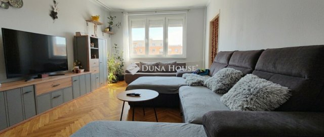 Eladó panellakás, Budapesten, XV. kerületben 74.9 M Ft, 3 szobás