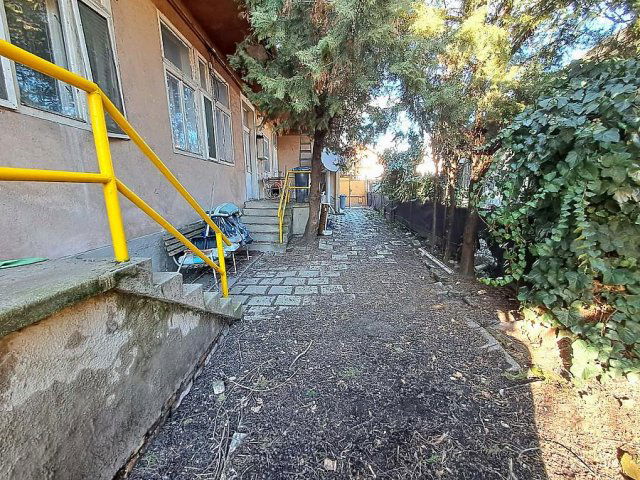 Eladó családi ház, Budapesten, XV. kerületben 67.9 M Ft