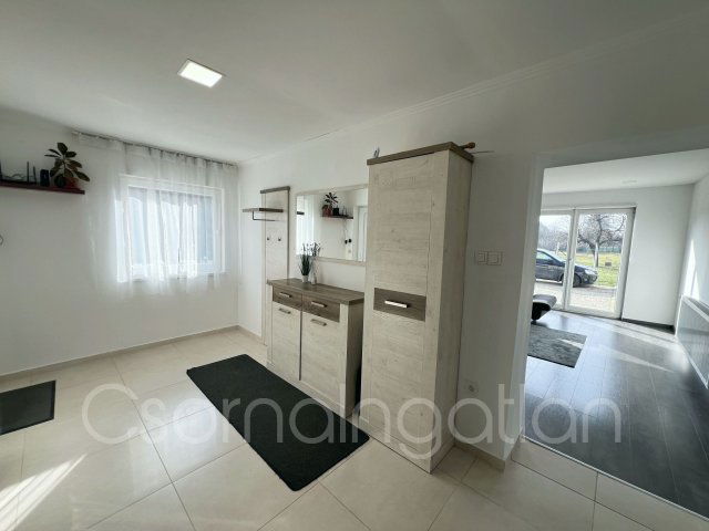 Eladó családi ház, Rábacsanakon 60 M Ft, 3 szobás