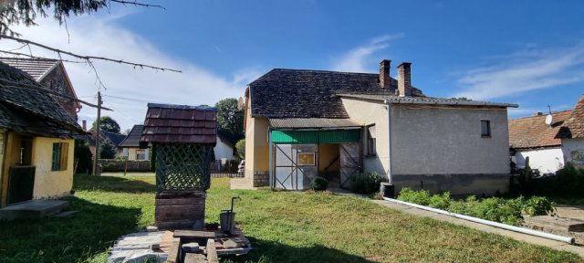 Eladó családi ház, Zalátán 7.5 M Ft, 2 szobás