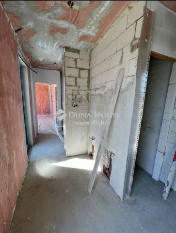 Eladó ikerház, Törökbálinton 380 M Ft, 4 szobás