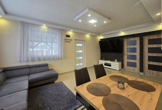 Eladó családi ház, Debrecenben 54.9 M Ft, 2 szobás