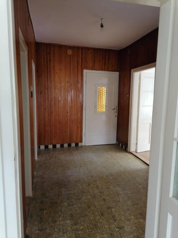 Eladó családi ház, Felsőtoldon 30.5 M Ft, 3 szobás