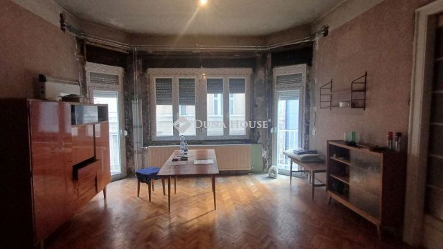 Eladó téglalakás, Budapesten, VII. kerületben 129 M Ft, 4 szobás