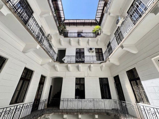 Eladó téglalakás, Budapesten, V. kerületben 79.9 M Ft, 2 szobás