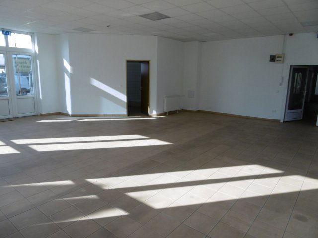 Kiadó üzlethelyiség, Miskolcon 210 E Ft / hó