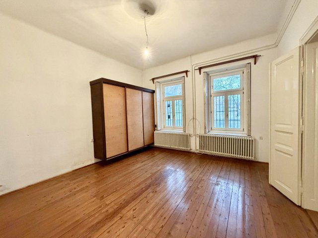 Eladó családi ház, Kecskeméten 83.9 M Ft, 6 szobás