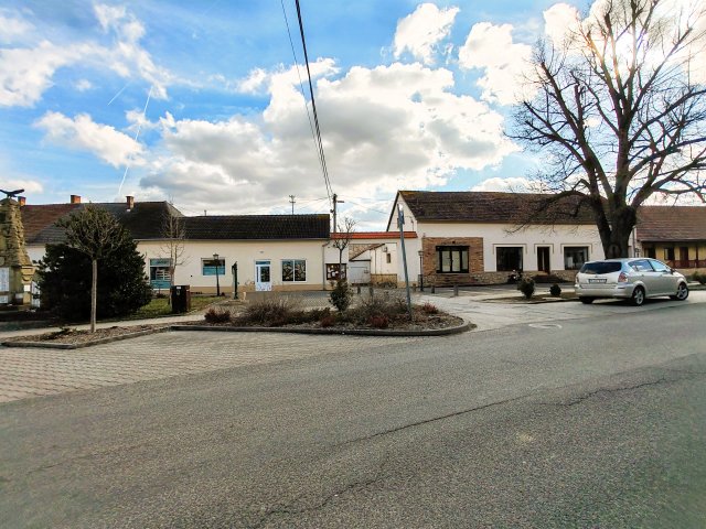 Eladó téglalakás, Mecseknádasdon 39.9 M Ft, 2 szobás