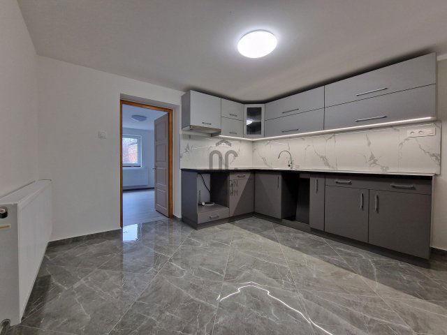 Eladó családi ház, Hajdúböszörményen 38.5 M Ft, 2 szobás