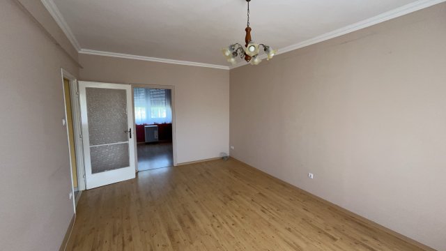Eladó téglalakás, Makón 35.9 M Ft, 2 szobás