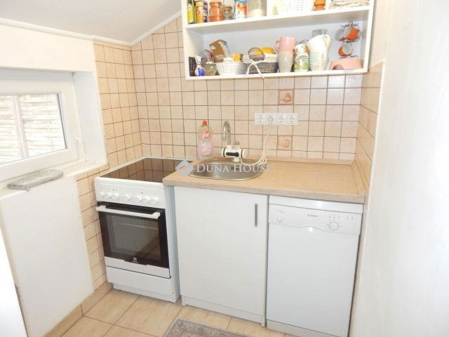 Eladó nyaraló, Siófokon 61.9 M Ft, 4 szobás