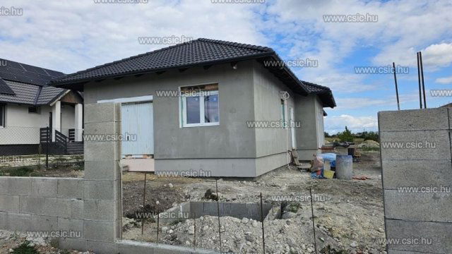 Eladó ikerház, Érden 75 M Ft, 4 szobás / költözzbe.hu