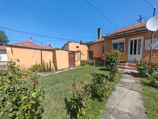 Eladó családi ház, Annavölgyben 34.99 M Ft, 4 szobás