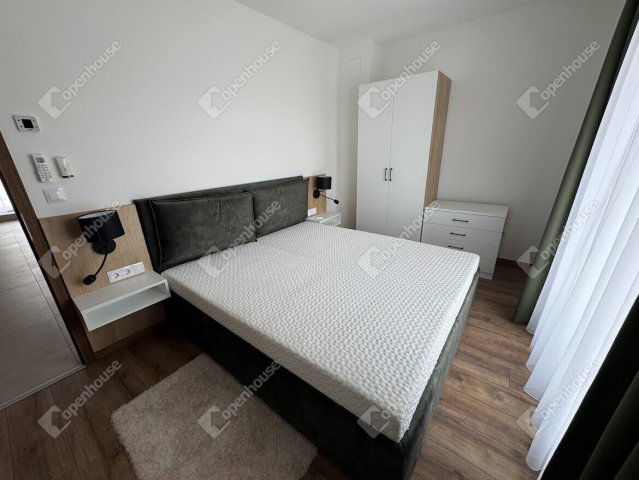 Kiadó téglalakás, albérlet, Székesfehérvárott 550 E Ft / hó