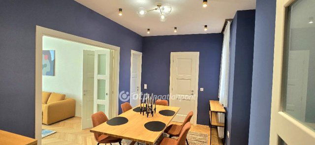 Kiadó téglalakás, albérlet, Debrecenben 400 E Ft / hó