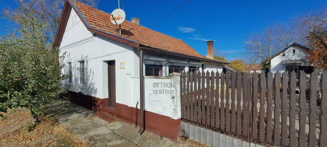 Eladó családi ház, Csanádpalotán 9.9 M Ft, 2 szobás