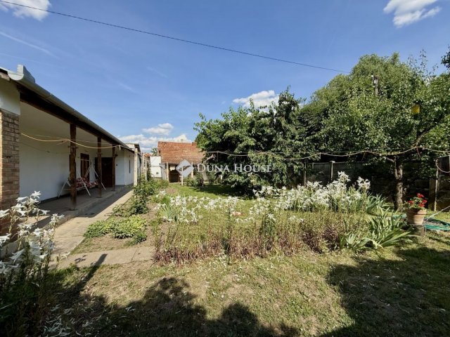 Eladó családi ház, Békéscsabán 17.9 M Ft, 1 szobás