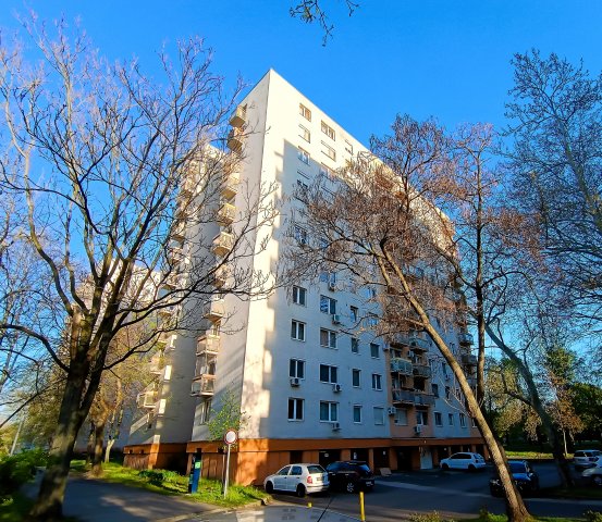 Eladó panellakás, Debrecenben 57 M Ft, 2 szobás