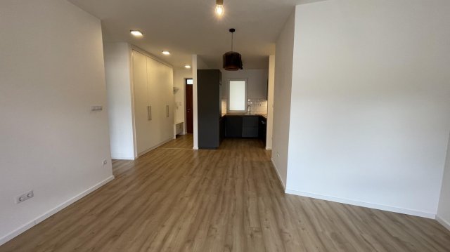 Kiadó téglalakás, albérlet, Tatán 260 E Ft / hó, 3 szobás