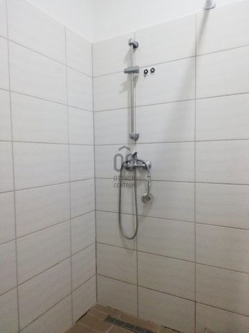 Eladó téglalakás, Zalaegerszegen 28 M Ft, 2 szobás