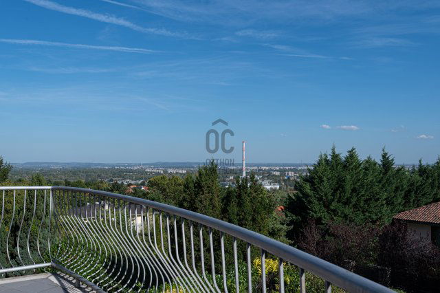 Eladó ikerház, Budapesten, III. kerületben 269 M Ft, 5 szobás