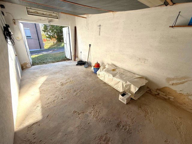 Eladó garázs, Pécsett 7.9 M Ft / költözzbe.hu