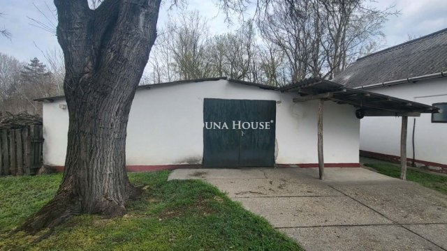 Eladó családi ház, Ásotthalmán 29.5 M Ft, 2 szobás