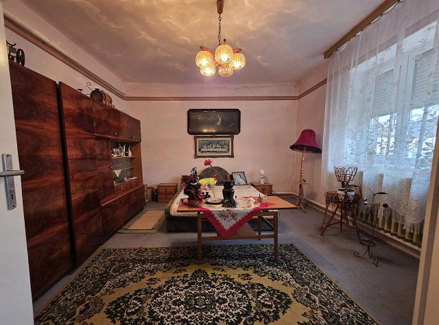 Eladó családi ház, Rakamazon 18 M Ft, 3 szobás