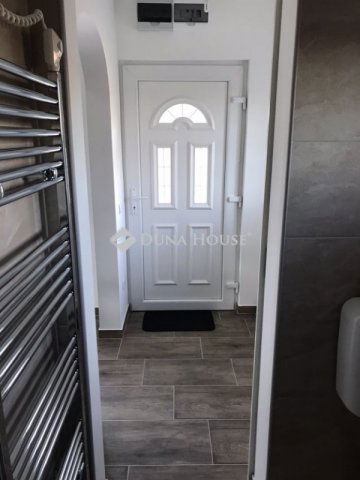 Eladó családi ház, Budapesten, XVIII. kerületben 115.3 M Ft